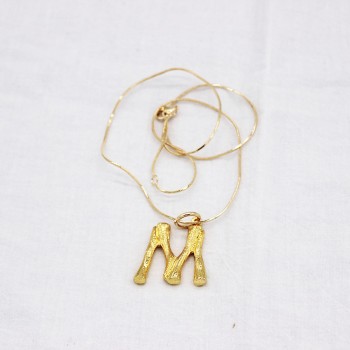 New Small Letter Pendant Gold Chain Dangle Necklace Good Quality Statement Choker Collar Necklace 111