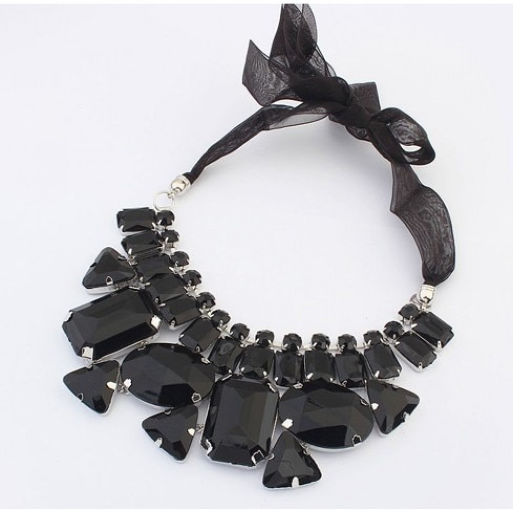 2015 Fashion sautoir Candy color ribbon irregular stone chain Hot Sales Fashion Vintage Flowers Studded Rhinestone Necklace
