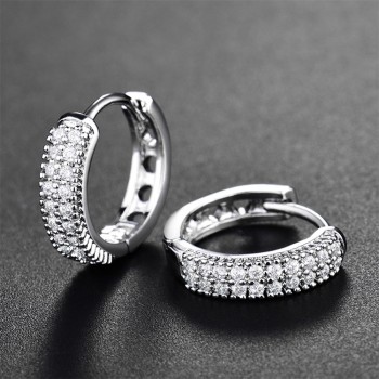 MOLIAM New Arrival Luxurious Hoop Earring Ladies Fashion Shining Crystal Zircon Earrings for Women Wedding Accessories MLE177