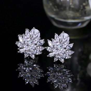 CWWZircons New Designer Flower Shape Stunning Cubic Zirconia Crystal Women Ear Clip on Earrings Without Piercing CZ196