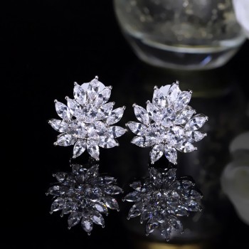 CWWZircons New Designer Flower Shape Stunning Cubic Zirconia Crystal Women Ear Clip on Earrings Without Piercing CZ196