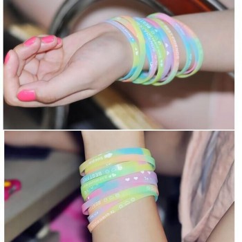 10pcs/Lot Luminous Silicone Sports Bracelets Punk Hip Hop Noctilucent Women Bracelet Bangle Fashion Couple Jewelry Gifts AC457