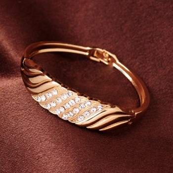 Trendy Gold Color Statement Bangles for Women Fashion CZ Crystal Bangles  Wedding Vintage Cuff Bracelet Jewelry Christmas Gift
