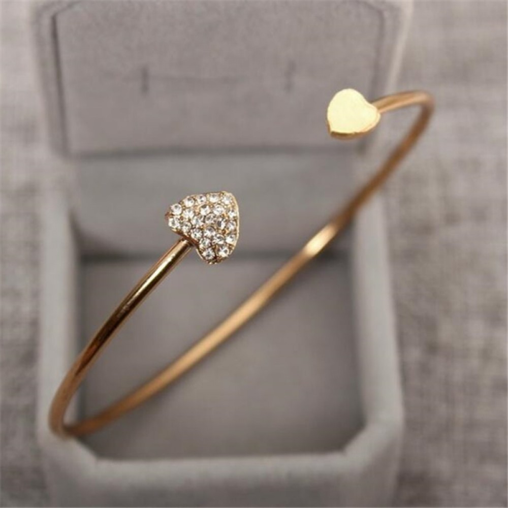 Simple metal cute silver plated heart-shaped romantic bracelet Female Love Crystal bracelets For Women Alloy  jewelry
