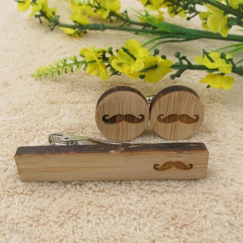 2017 Hot Wood Cufflinks Ties Clip Sets Mens Mustache Anchor Skull Bat Cuff Links Tie Clip Set