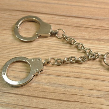 Police Officer Cosplay Creative Policewoman Handcuff Keychain Charms Pendant Car Key Keyring Handbag Key Chain Chaveiro
