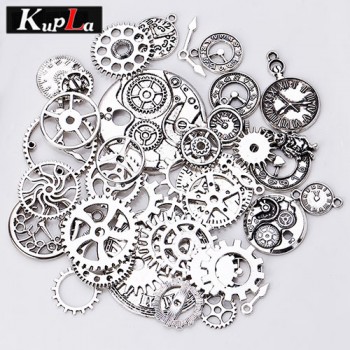 Vintage Metal Steampunk Charms Diy Fashion Accessories Clock amp; Gear Pendant Charms for Jewelry Making 40 pieces/lot