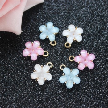 Wholesale 20PCS Beauty Lady Jewelry Gold Tone Crystal Flower Daisy Shape Alloy Charm Necklace Pendants Jewelry Making Crafts