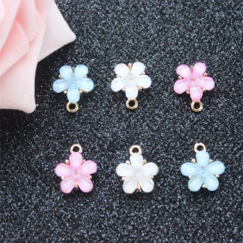 Wholesale 20PCS Beauty Lady Jewelry Gold Tone Crystal Flower Daisy Shape Alloy Charm Necklace Pendants Jewelry Making Crafts