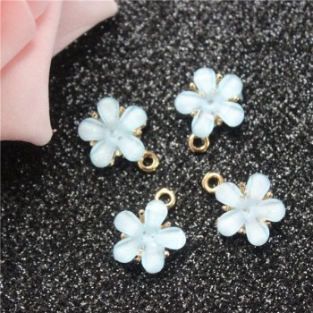 Wholesale 20PCS Beauty Lady Jewelry Gold Tone Crystal Flower Daisy Shape Alloy Charm Necklace Pendants Jewelry Making Crafts