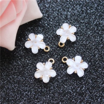 Wholesale 20PCS Beauty Lady Jewelry Gold Tone Crystal Flower Daisy Shape Alloy Charm Necklace Pendants Jewelry Making Crafts