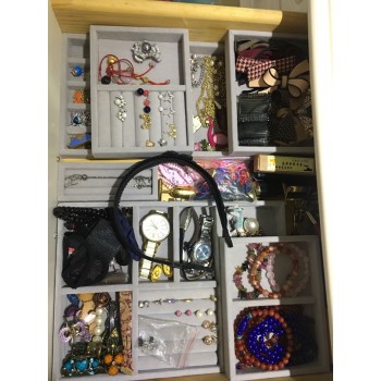 Hot Drawer DIY Rings Bracelets Gift Box Jewelry Storage Tray Jewellery Organizer Earrings Holder Small Size Fit Most Room Space
