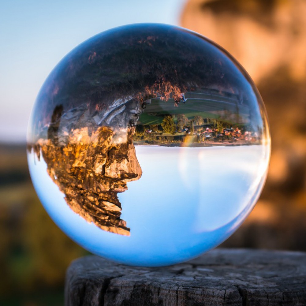 50/60/70/80/90/100/110mm Photography Crystal Lens Ball Asian Quartz Clear Magic Glass Ball w/ Portable Bag for Photo Shooting