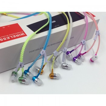 Mamp;J High Quality Full Glowing Earphone Luminous Light Metal Zipper Ear Phones Glow In The Dark For Iphone Samsung MP3 With Mic