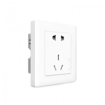 2017 New Arrival Original Xiaomi Smart Wall Socket Plug WiFi Wireless Remote Socket Adaptor Power on and off via Phone 10A/2500W