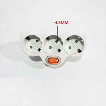4.8MM EU Plug Power Socket 1 TO 3 Way EU Standard Power Adapter Socket 16A Travel Plugs European Type Conversion Plug