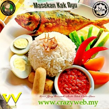Ikan goreng berempah dan ulam nasi set (HALAL)